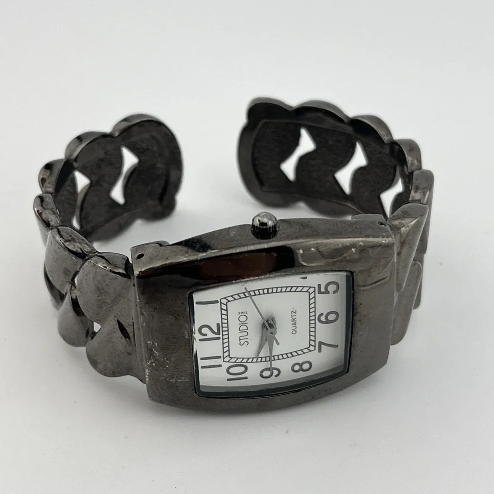 Studio Time Watch Women 31mm Case‎ Hinge Bangle Band- New Battery